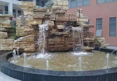 南京上坊小學假山跌水項目